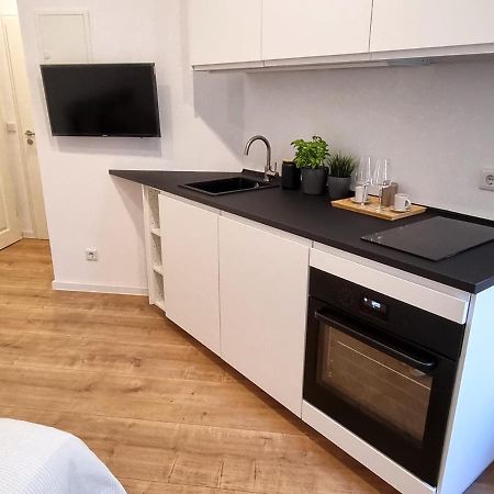 Modernes Apartment คาร์ลสรูเฮอ ภายนอก รูปภาพ