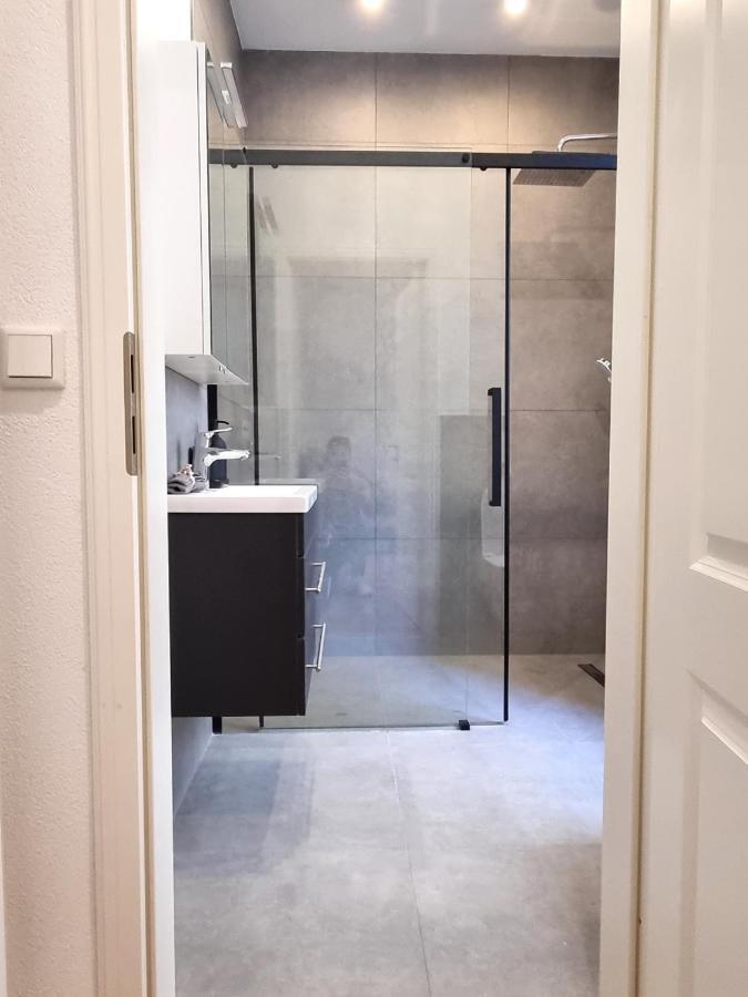 Modernes Apartment คาร์ลสรูเฮอ ภายนอก รูปภาพ