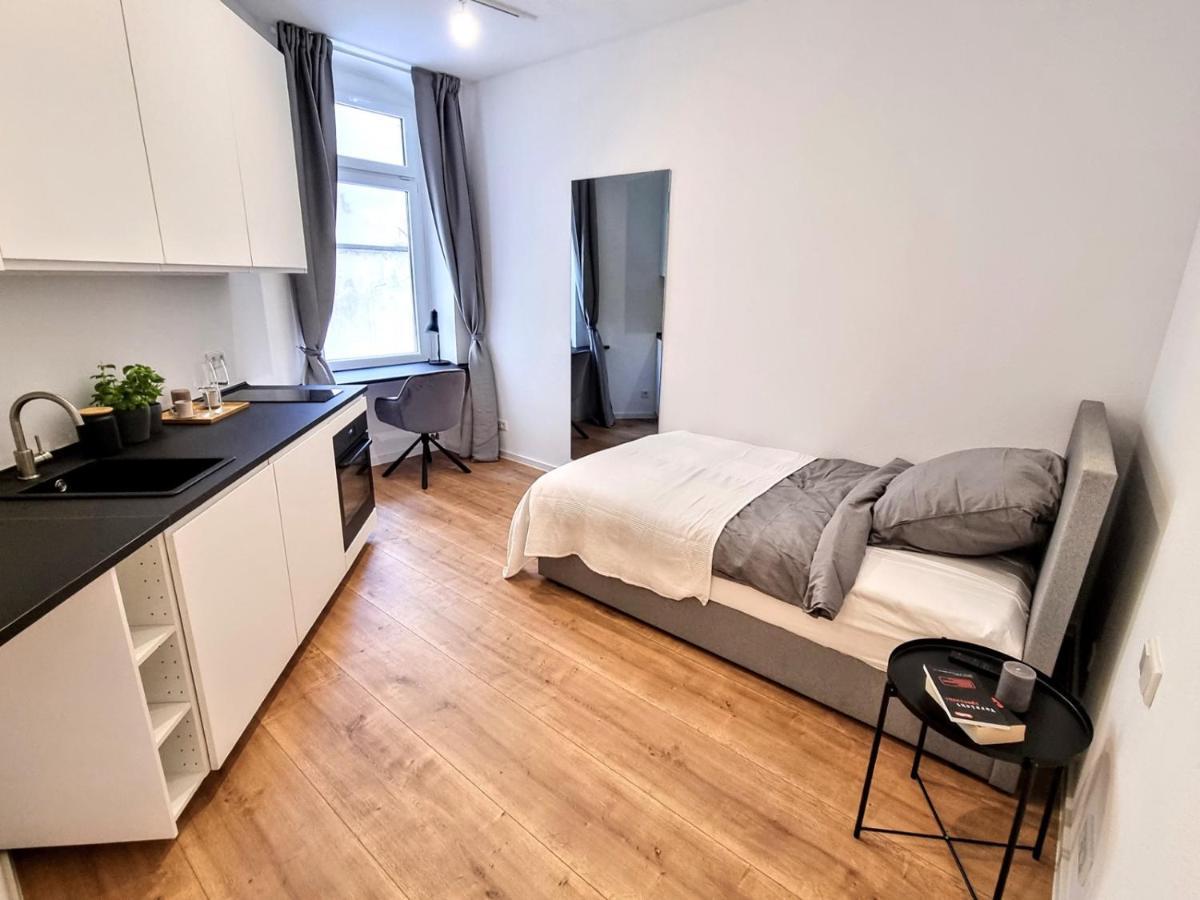Modernes Apartment คาร์ลสรูเฮอ ภายนอก รูปภาพ